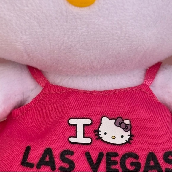 TY Beanie Baby Sanrio Hello Kitty in I love Las Vegas and Purple Dress - Picture 4 of 8